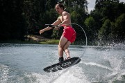 MP w jeździe figurowej na nartach wodnych za motorówką, Augustów 2021